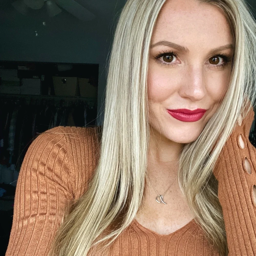 Express Rust Ribbed V-Neck Sweater - Picture 2 of 6